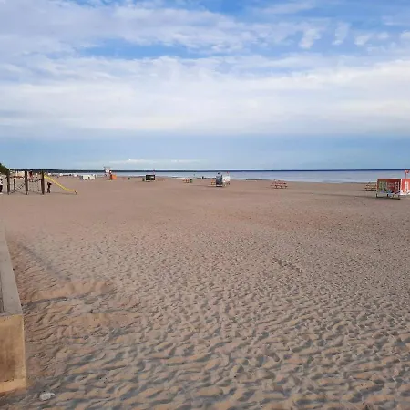 Kena Terrassiga Aisa 39 Lägenhet Pärnu