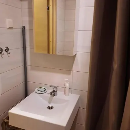 Lägenhet Kena Terrassiga Aisa 39 Pärnu
