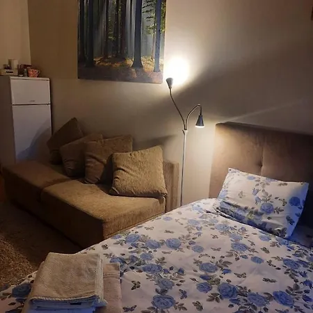 Lejlighed Kena Terrassiga Aisa 39 *