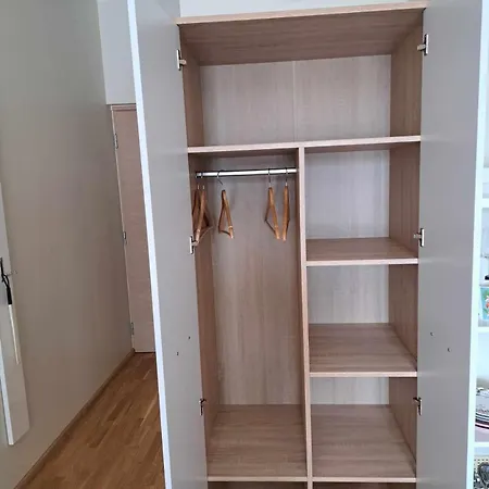 Lägenhet Kena Terrassiga Aisa 39 Pärnu